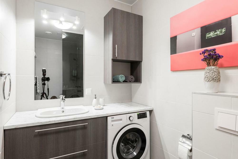 Kuninga City Center Apartment Пярну Экстерьер фото